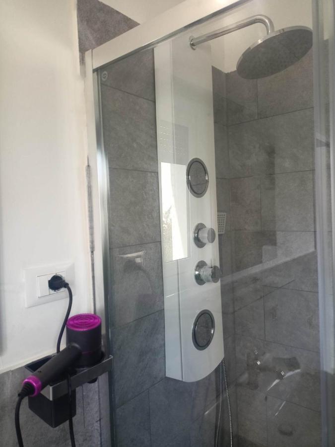 Vialetto V. Pastro 10 Bed & Breakfast Milan Luaran gambar